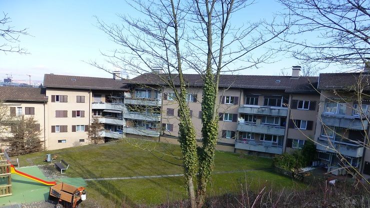 Auto-Einstellplätze zu vermieten in der Tiefgarage Überlandstrasse 62
